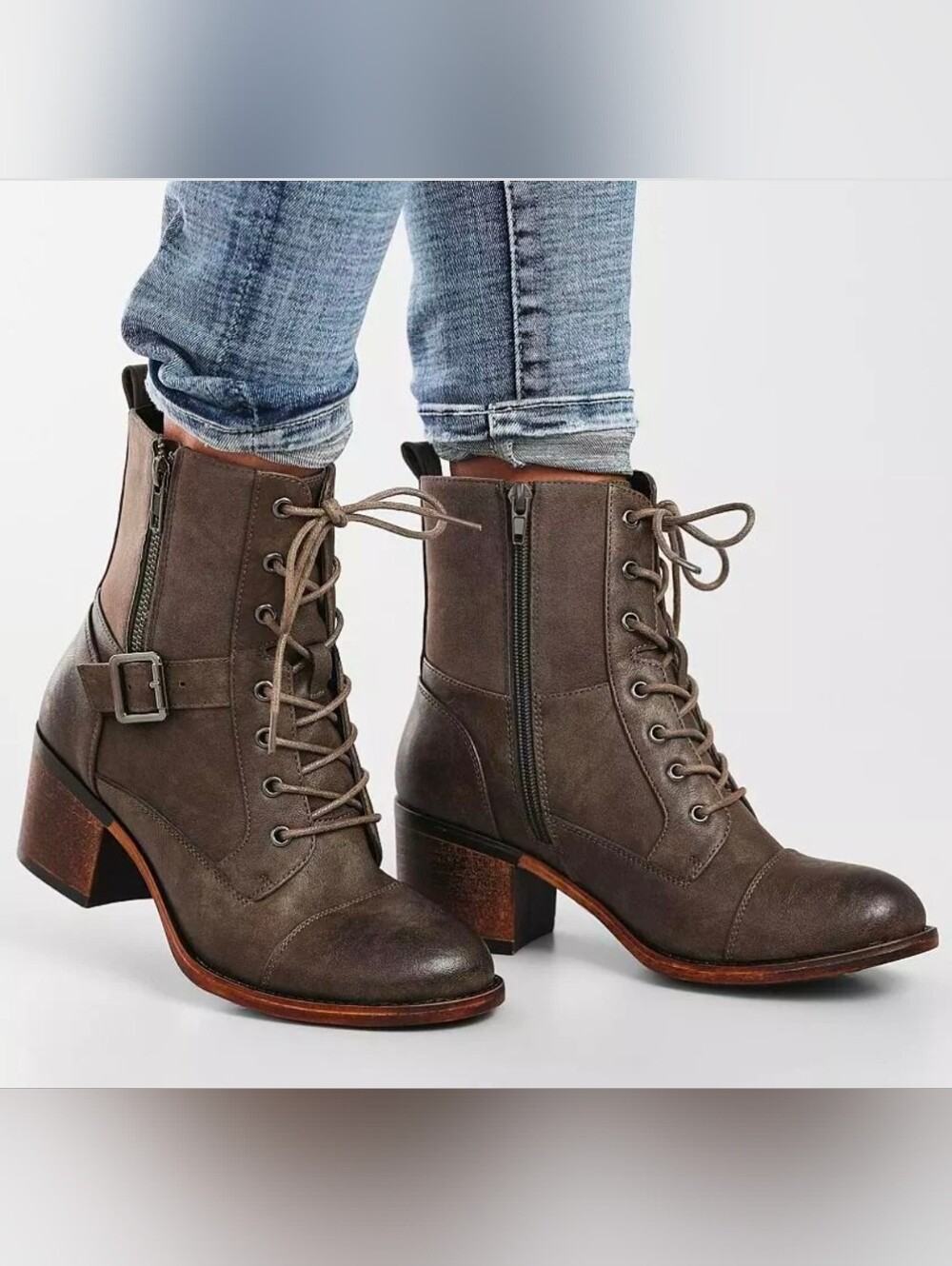 Heeled Ankle Boots in Taupe Sz8 by Vintage 93